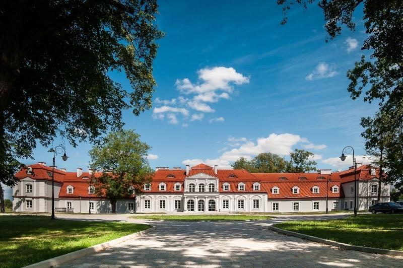 Palac Domaniowski Wieniawa エクステリア 写真